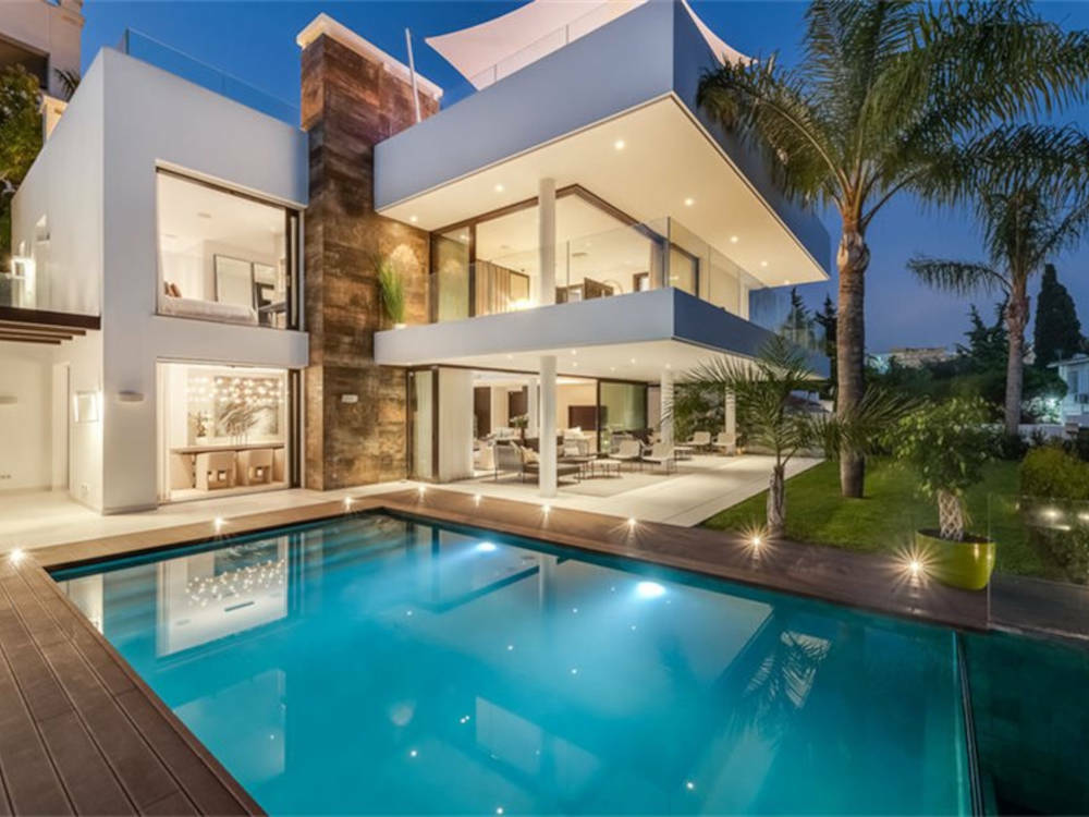 7-bedroom villa for sale in Marbella, Málaga province (price: €6,500,000)