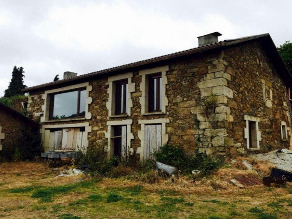 Abandoned village near La Coruña