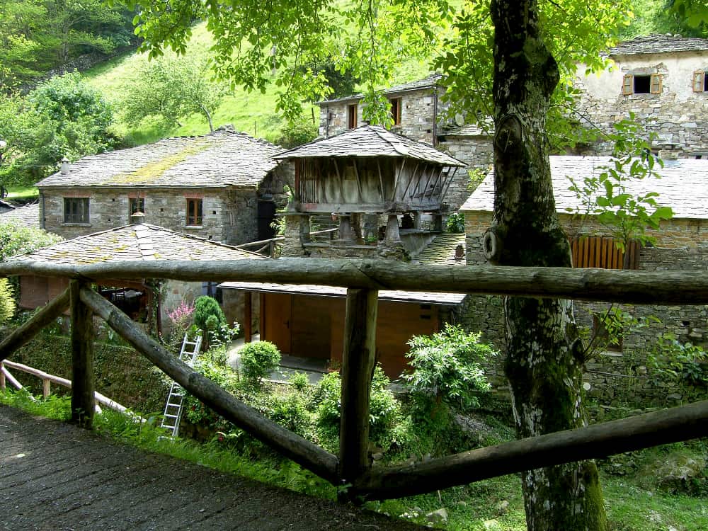 Os Texois village in Austria