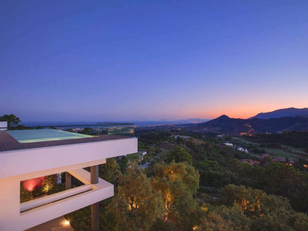 villa in la zagaleta terras view
