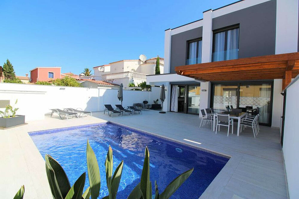 Villa on Costa Brava